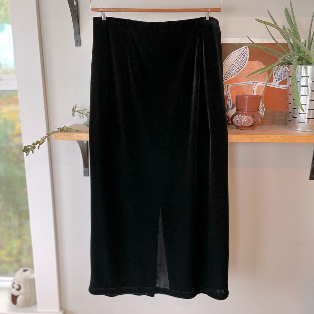 Piccadilly Fashions Black Velvet Column Maxi Skirt w Back Slit Sz M